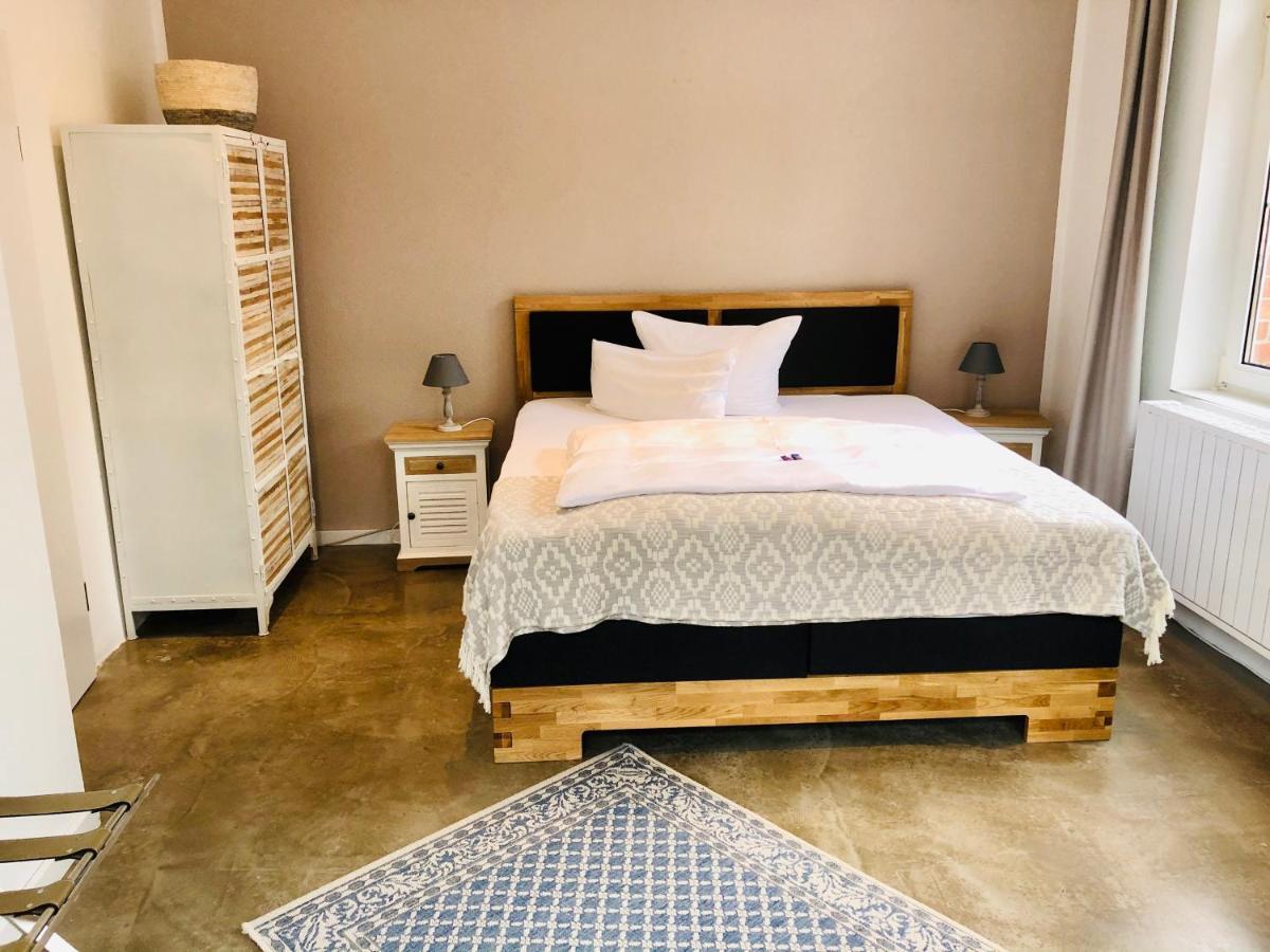 Kunstwerk B Hotel Trossingen Ngoại thất bức ảnh